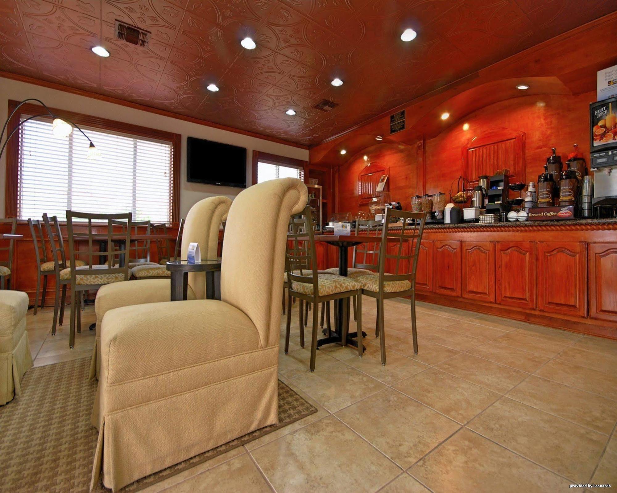 Americas Best Value Inn Kingsville Exterior photo