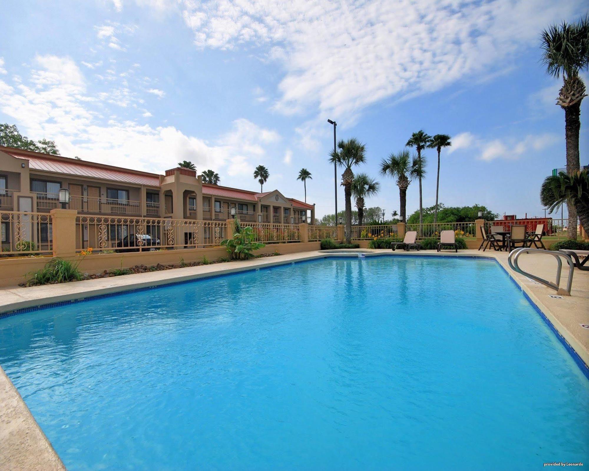 Americas Best Value Inn Kingsville Exterior photo
